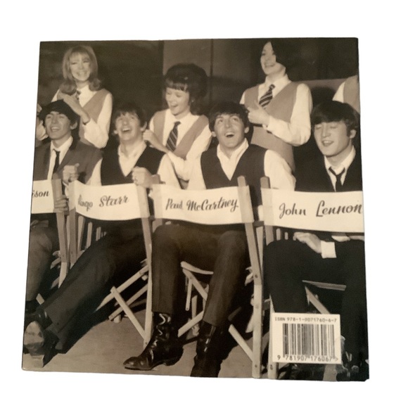 The Beatles Illustrated Biography Book - Picture 2 of 5